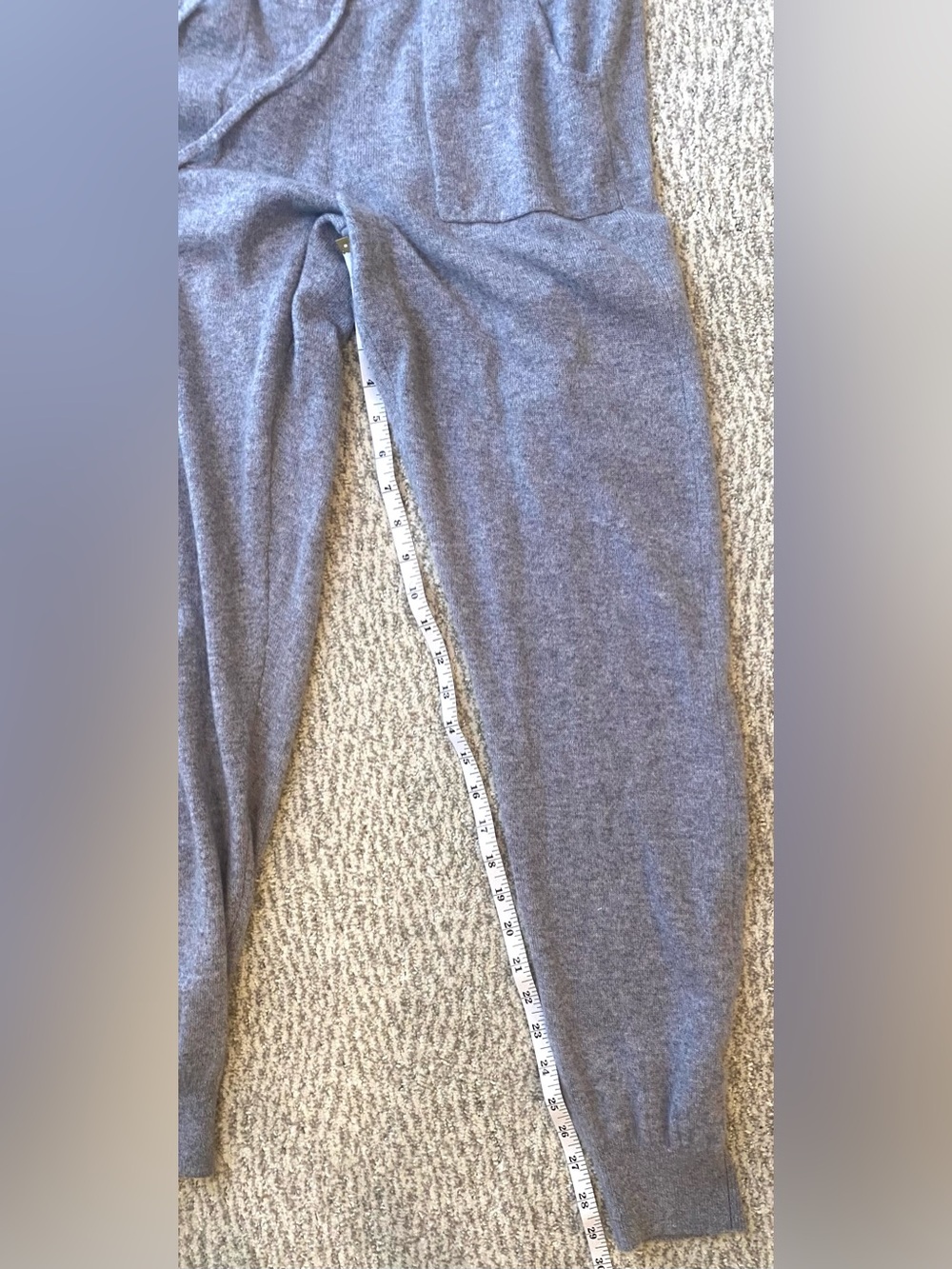 C by Bloomingdale's 100% Cashmere Jogger Pants Gray NWT Small Luxury Lounge - Picture 7 of 7